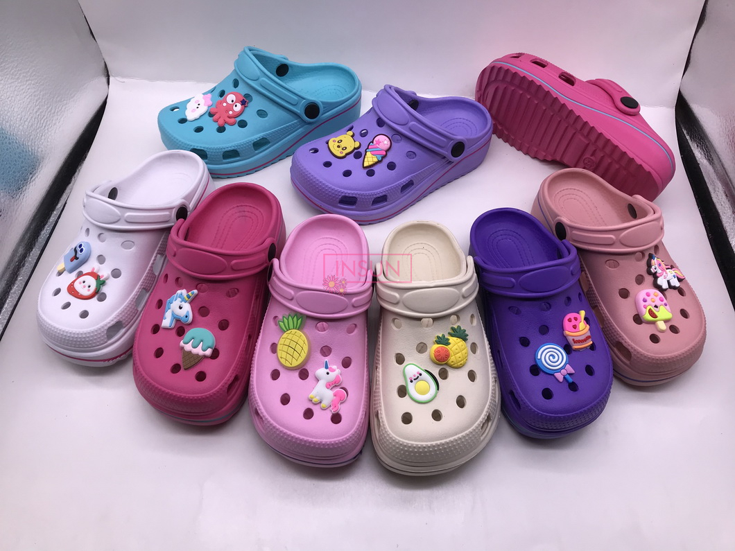 CHILD CLOG