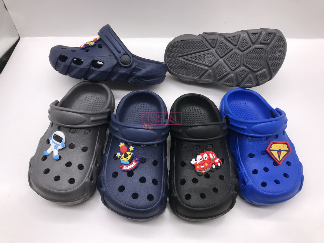 CHILD CLOG