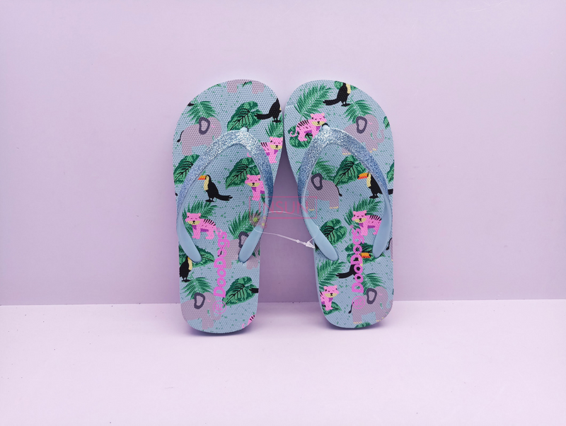 FLIP FLOPS