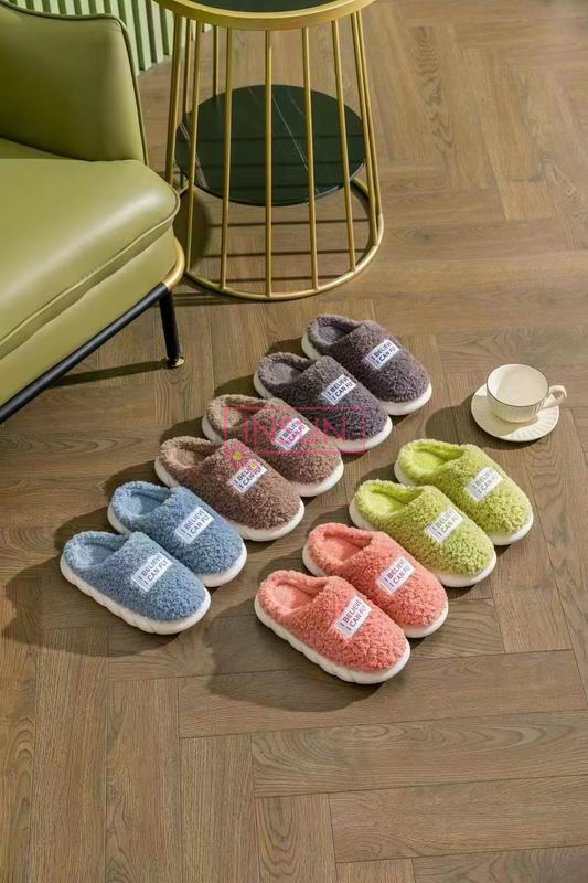 FUR SLIPPERS
