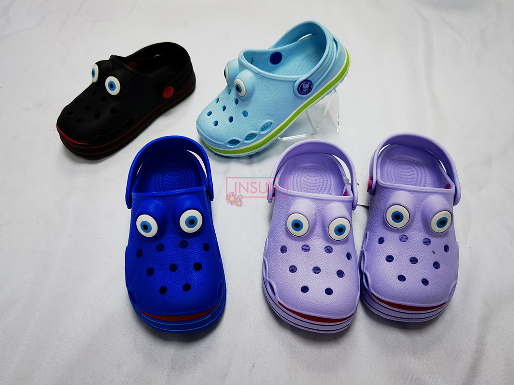 CHILD CLOGS