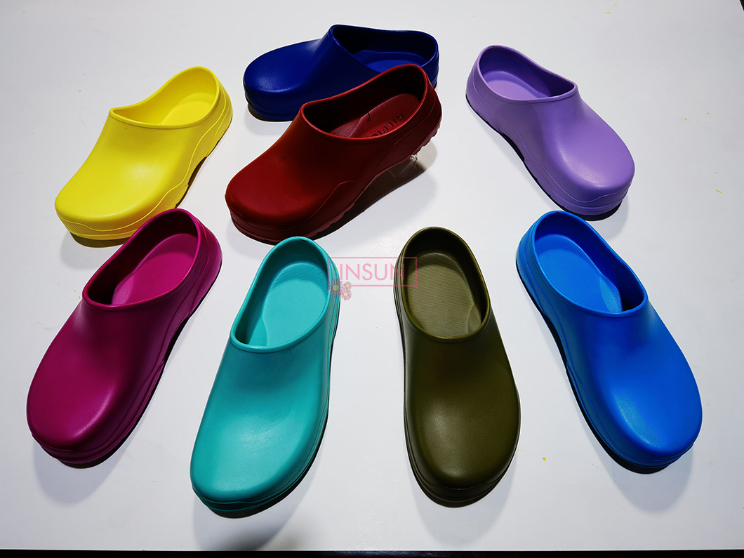 INJECTION SLIDE SLIPPERS