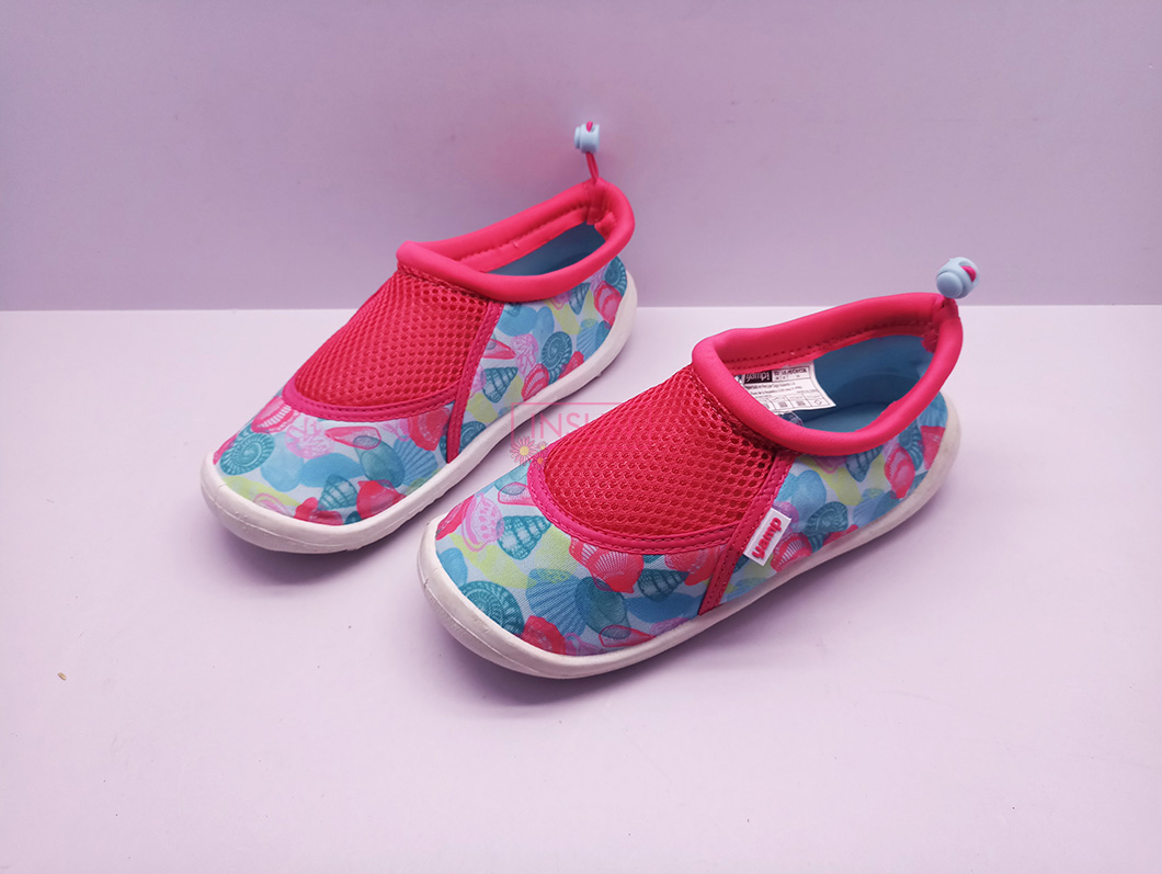 AQUA SHOES
