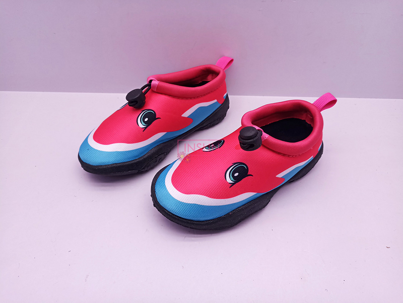 AQUA SHOES