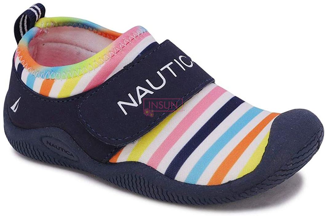  AQUA SHOES