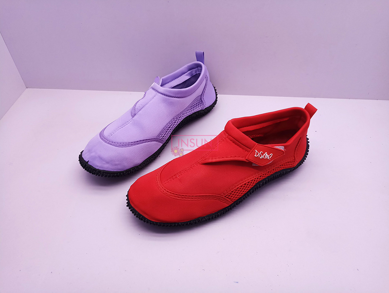 AQUA SHOES