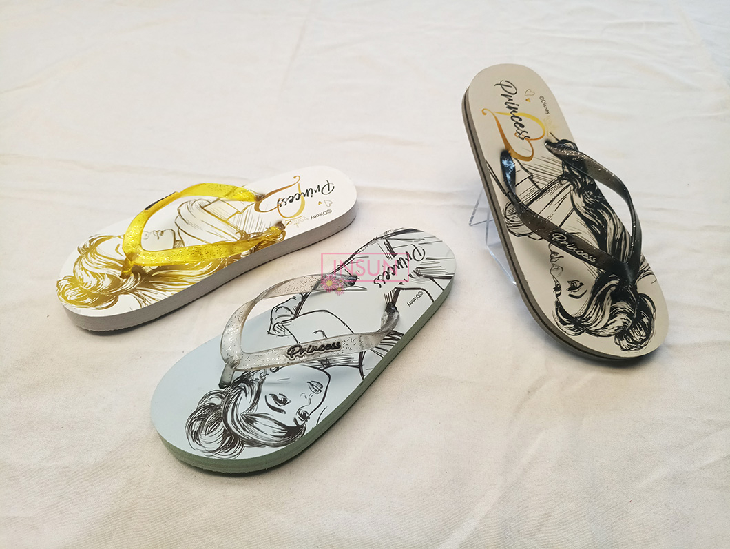 FLIP FLOPS