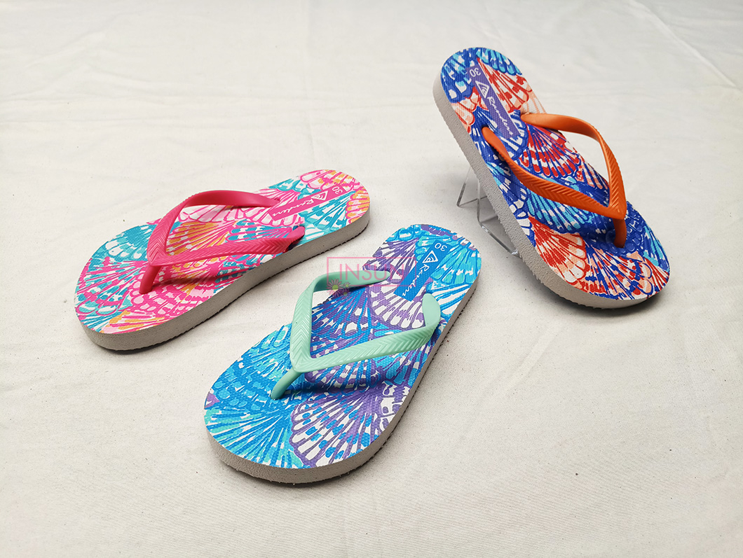 FLIP FLOPS