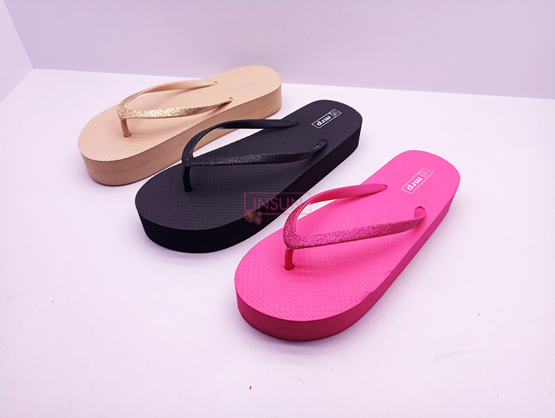 FLIP FLOPS