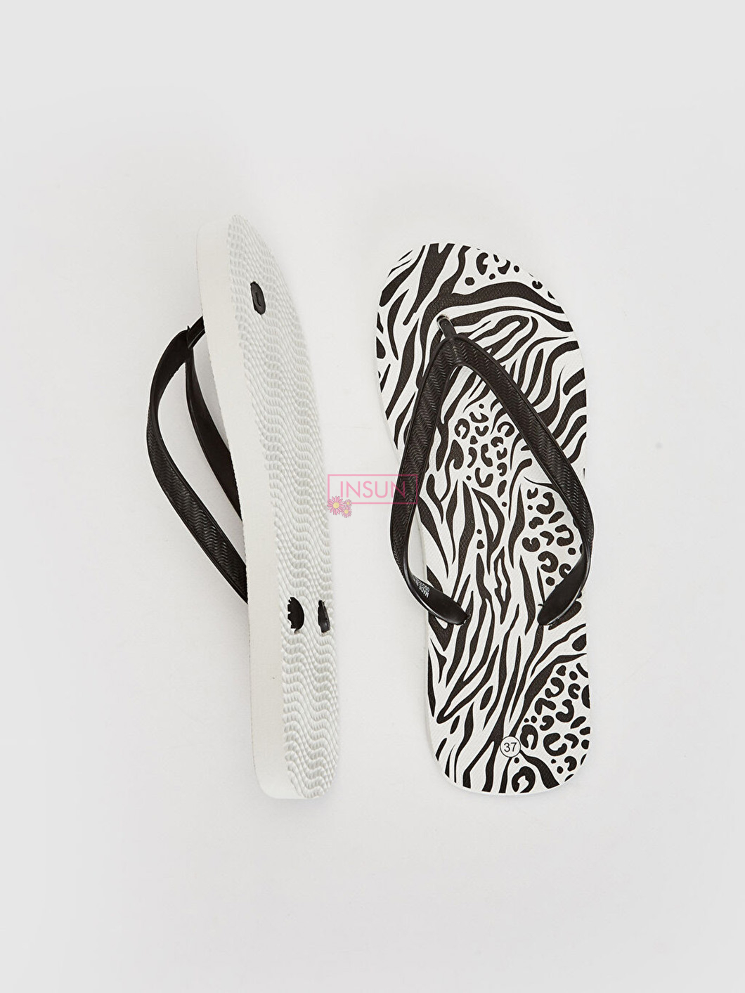 FLIP FLOPS