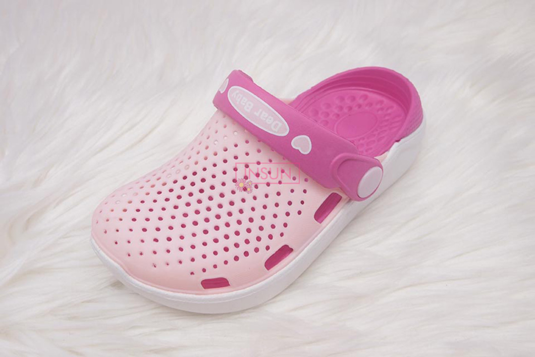 CHILD CLOGS