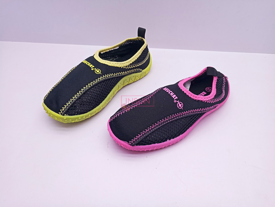 AQUA SHOES