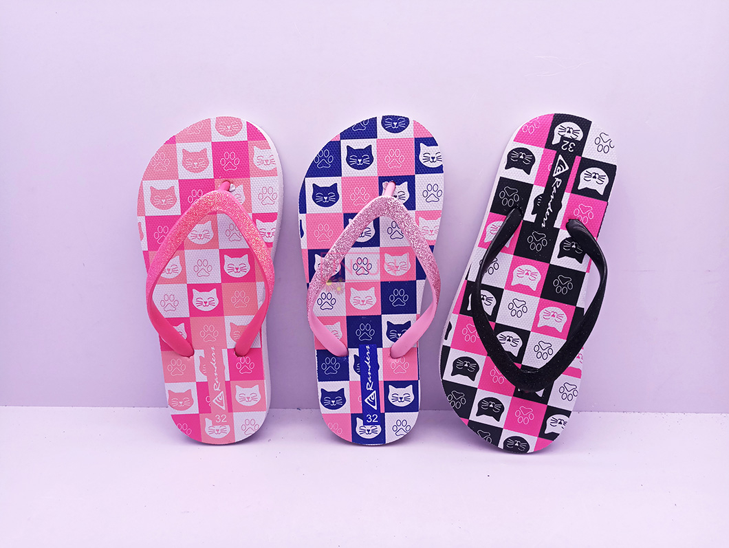 FLIP FLOPS