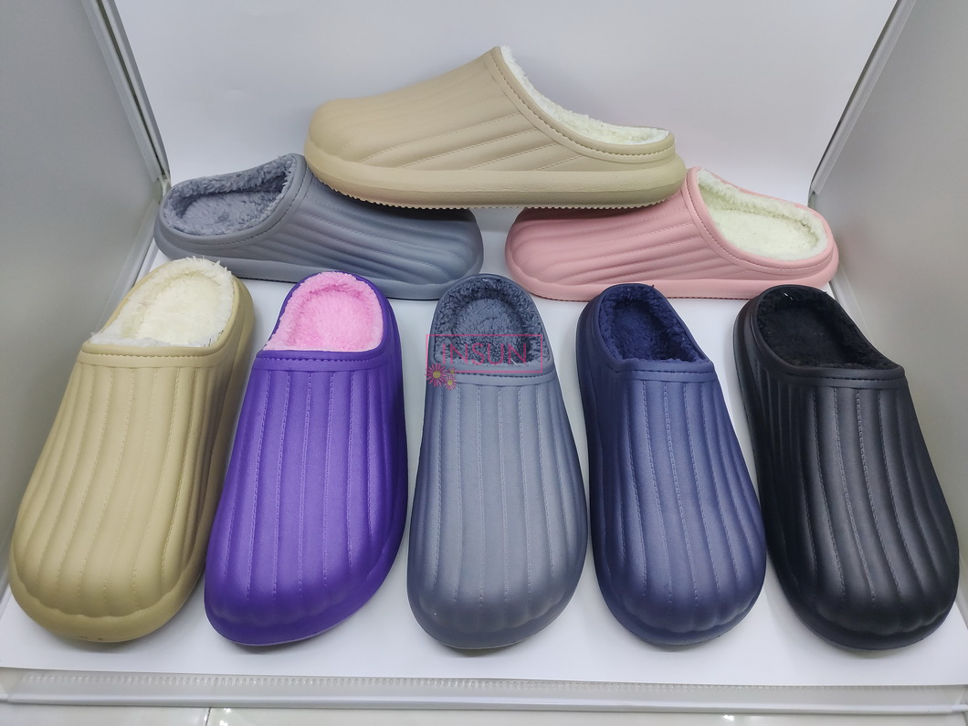 WOMEN CLOG