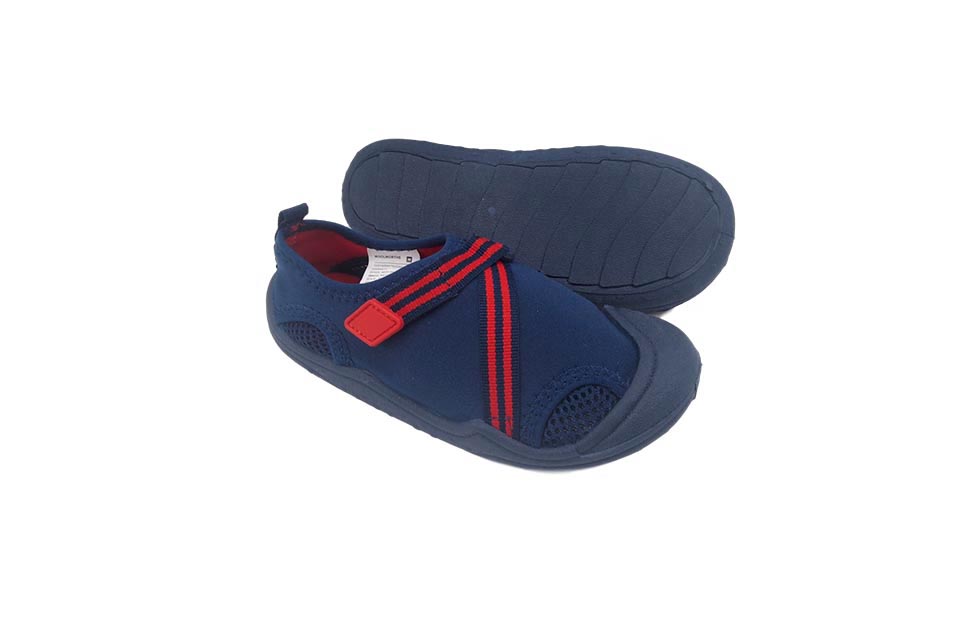 AQUA SHOES