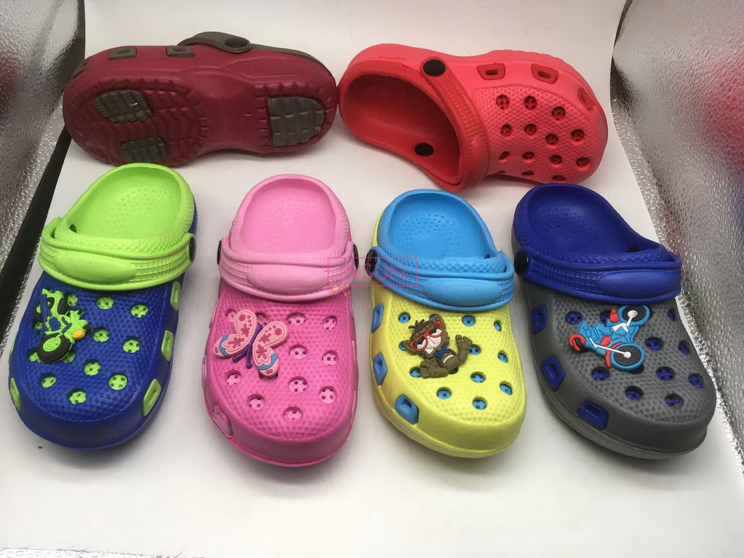 WOMEN CLOG