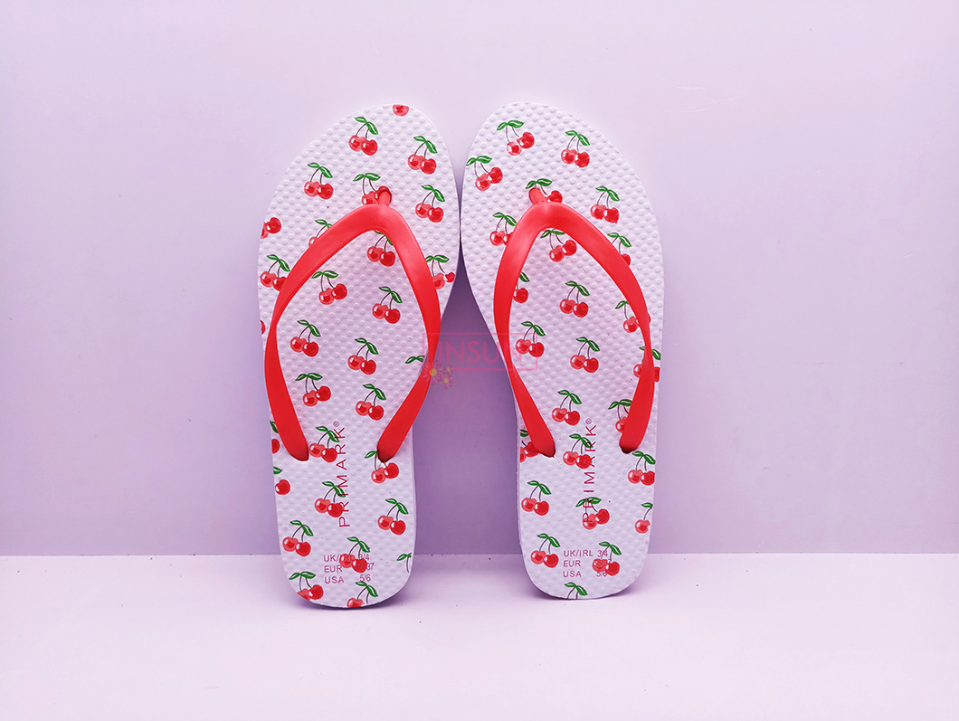 FLIP FLOPS