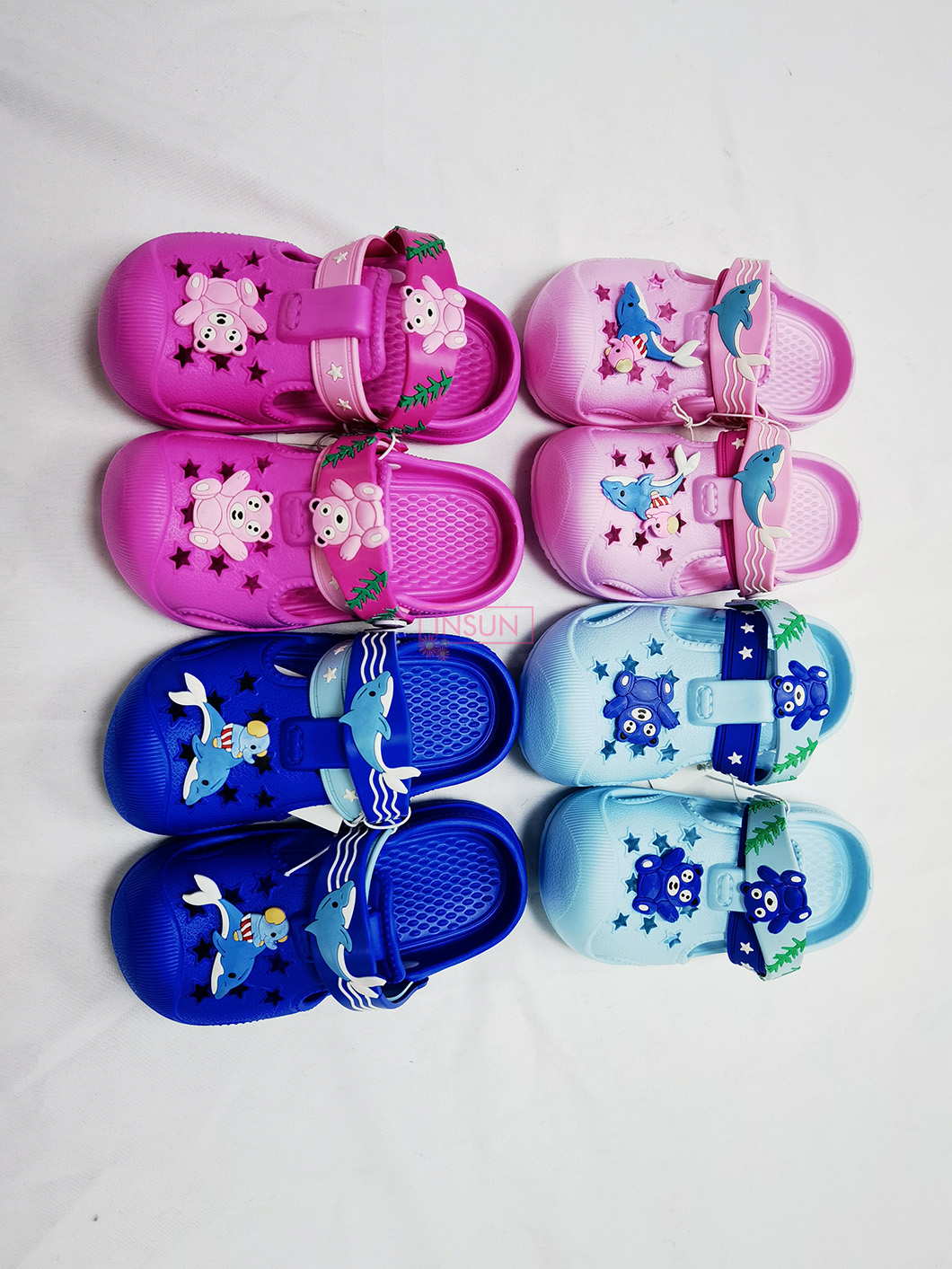 CHILD CLOGS