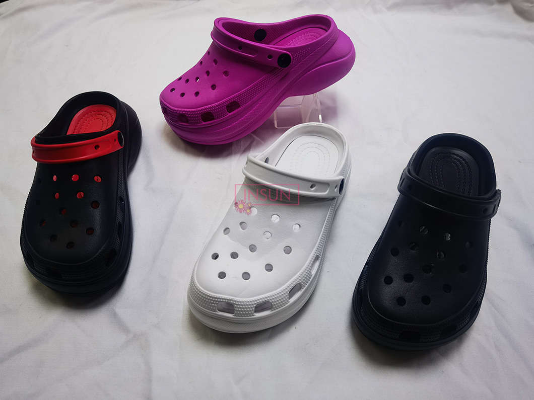 ADULT CLOGS