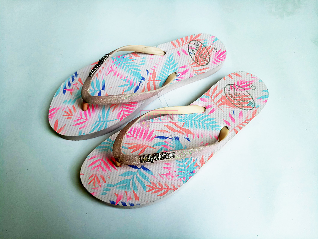 FLIP FLOPS