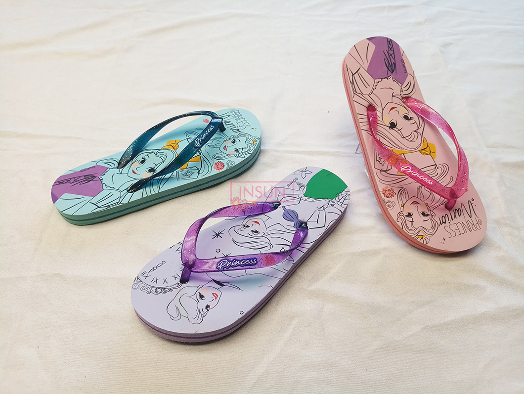 FLIP FLOPS