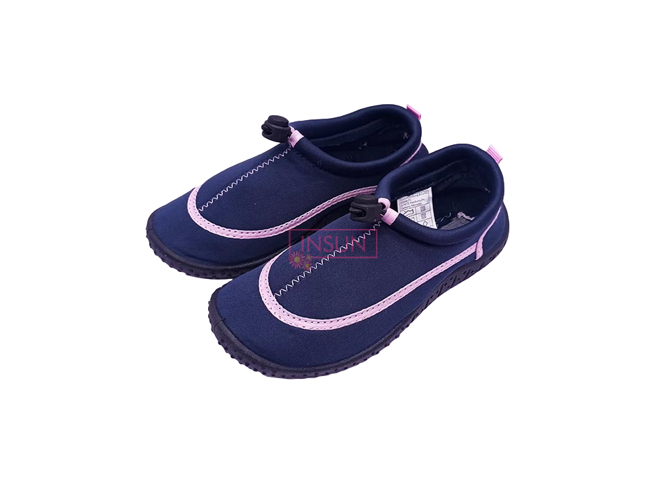  AQUA SHOES