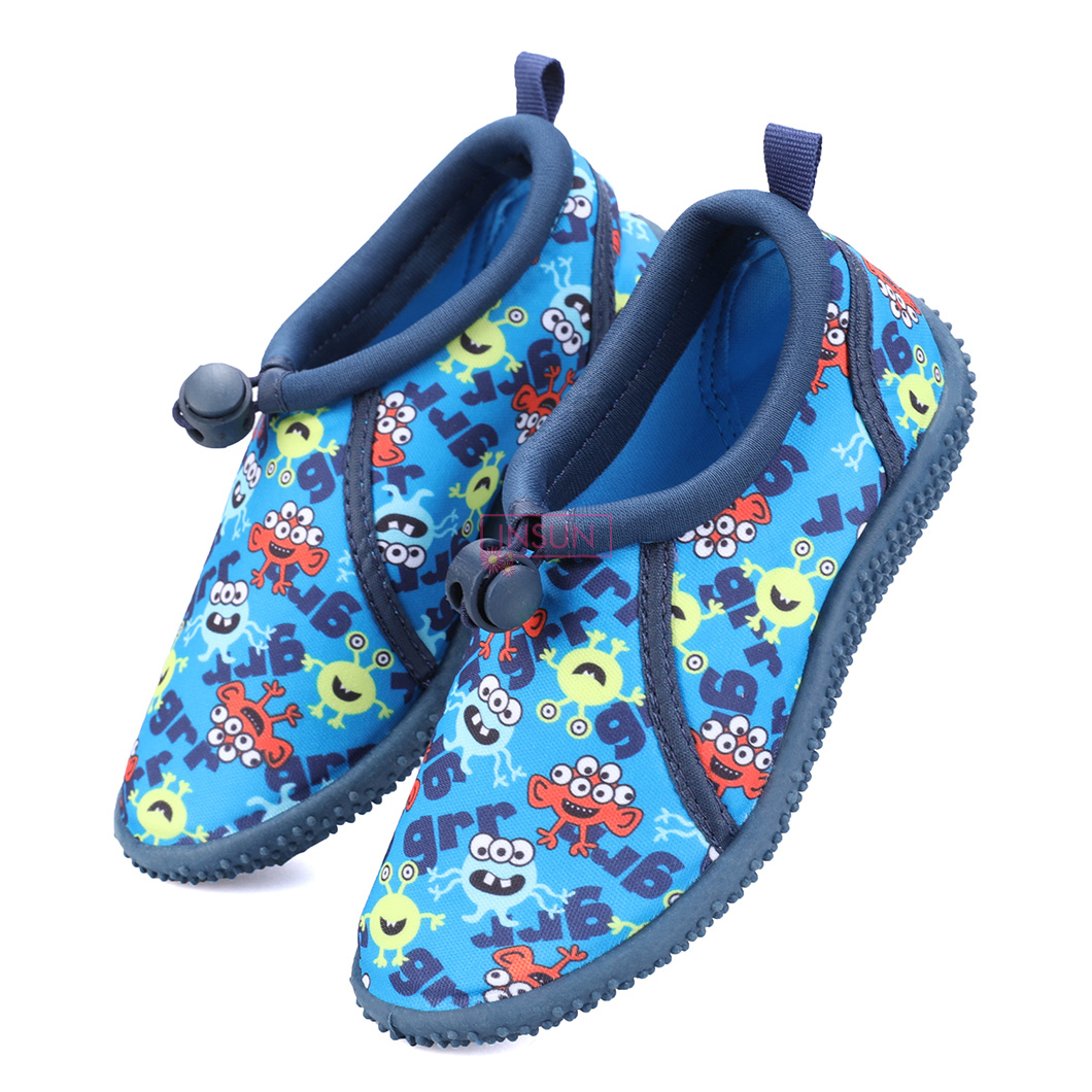 AQUA SHOES