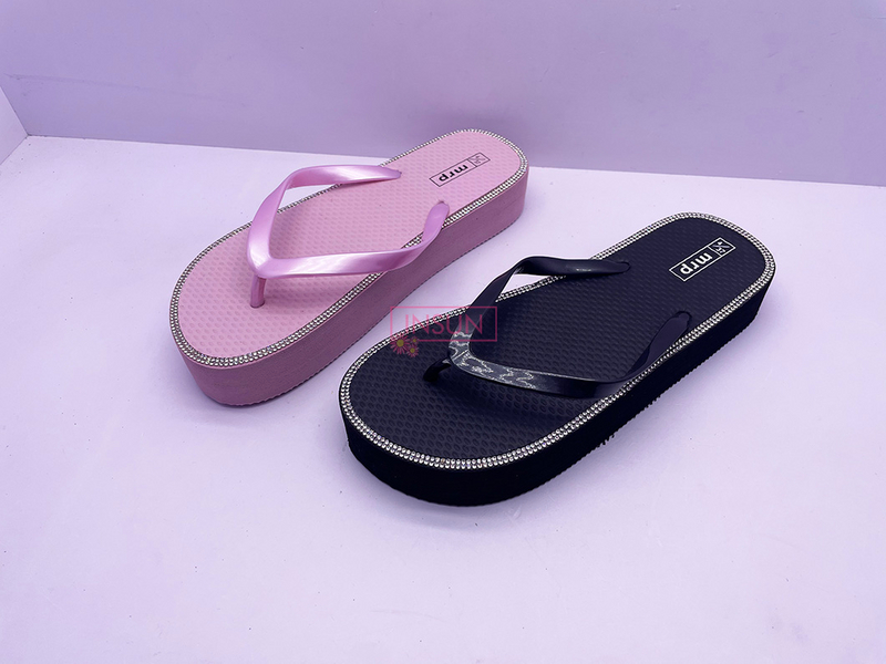 FLIP FLOPS