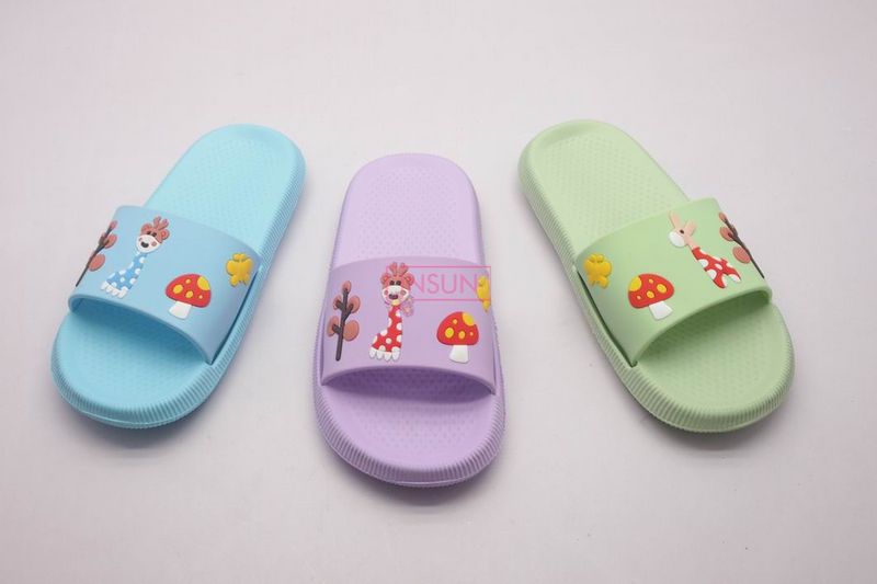 INJECTION SLIDE SLIPPERS