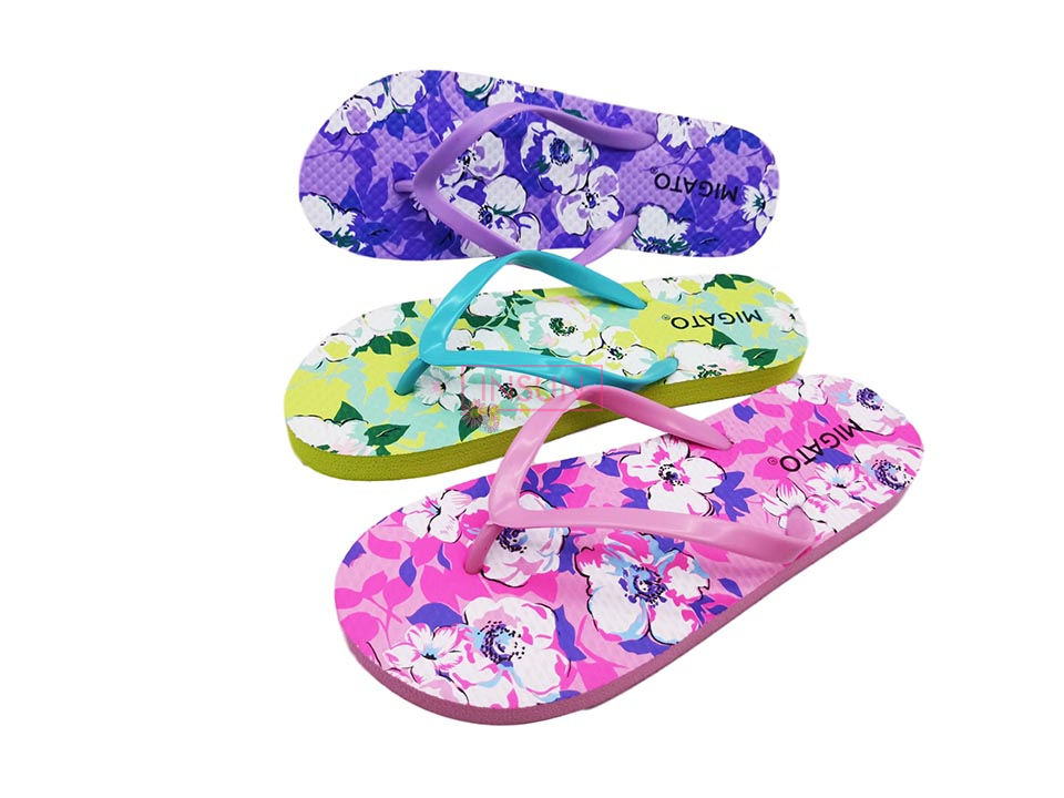 FLIP FLOPS