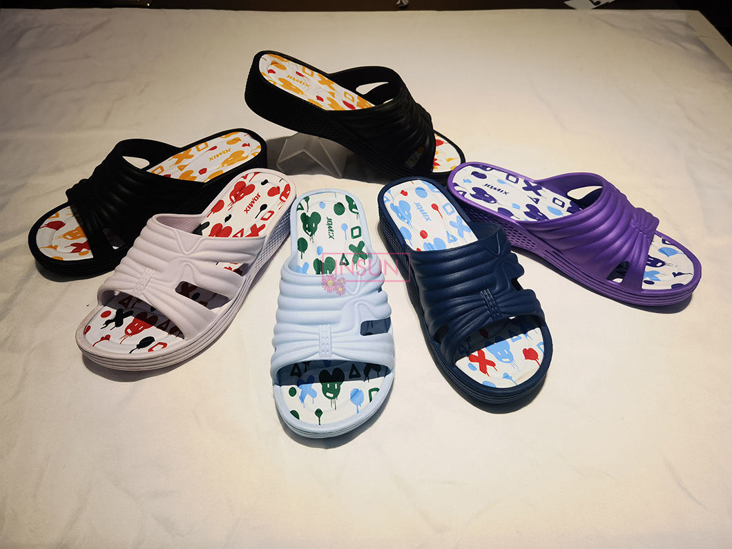INJECTION SLIDE SLIPPERS